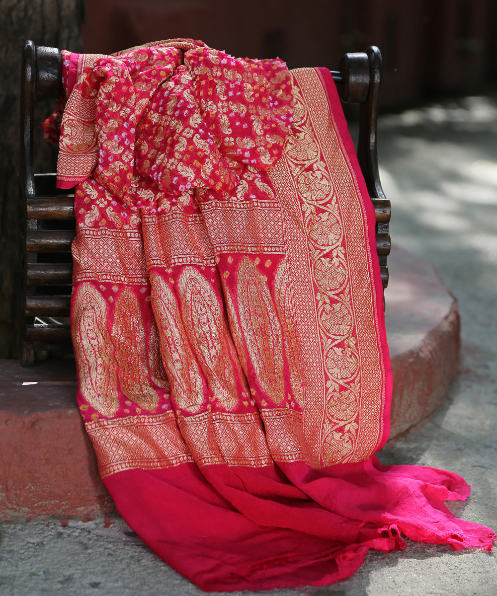 Fuchsia_Handloom_Pink_Pure_Georgette_Banarasi_Bandhej_Dupatta_With_All_Over_Zari_Jaal_WeaverStory_01