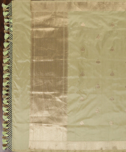 Handloom_Pista_Green_Pure_Katan_Silk_Banarasi_Dupatta_With_Kadhwa_Booti_WeaverStory_02