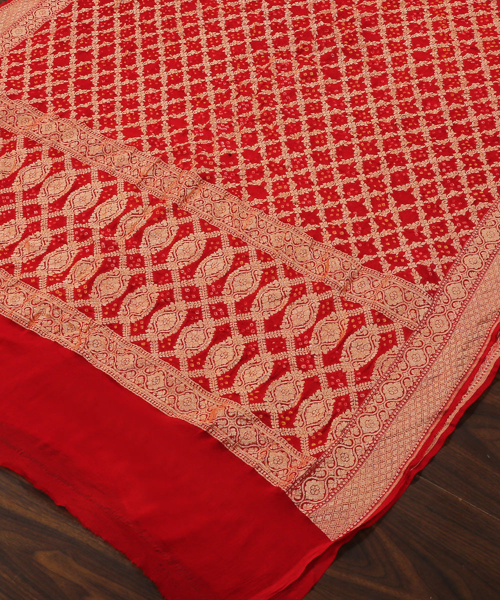 Dark_Red_Handloom_Pure_Georgette_Banarasi_Bandhej_Dupatta_With_All_Over_CutworK_Jaal_WeaverStory_03