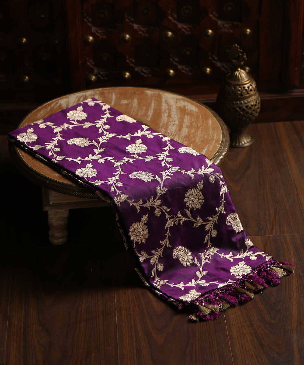 Purple_Handloom_Pure_Katan_Silk_Banarasi_Dupatta_With_Paisley_Jaal_WeaverStory_01