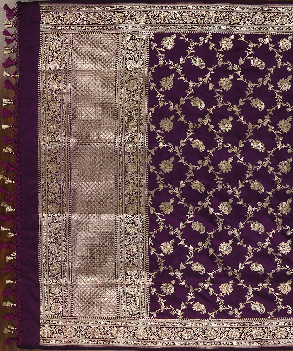 Purple_Handloom_Pure_Katan_Silk_Banarasi_Dupatta_With_Paisley_Jaal_WeaverStory_02