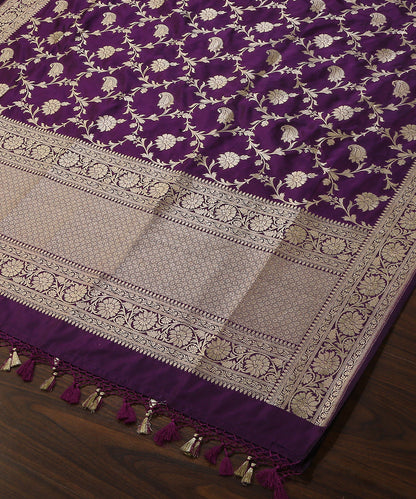 Purple_Handloom_Pure_Katan_Silk_Banarasi_Dupatta_With_Paisley_Jaal_WeaverStory_03