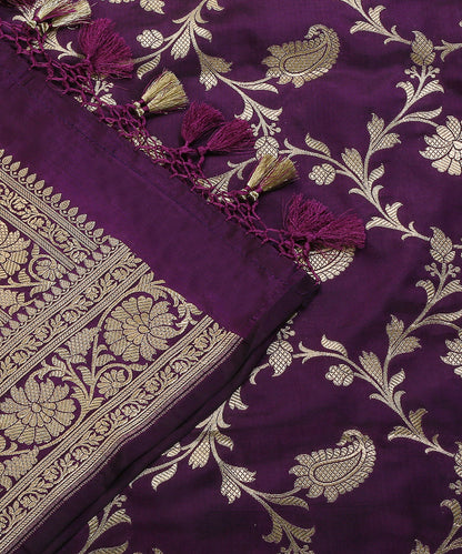 Purple_Handloom_Pure_Katan_Silk_Banarasi_Dupatta_With_Paisley_Jaal_WeaverStory_04