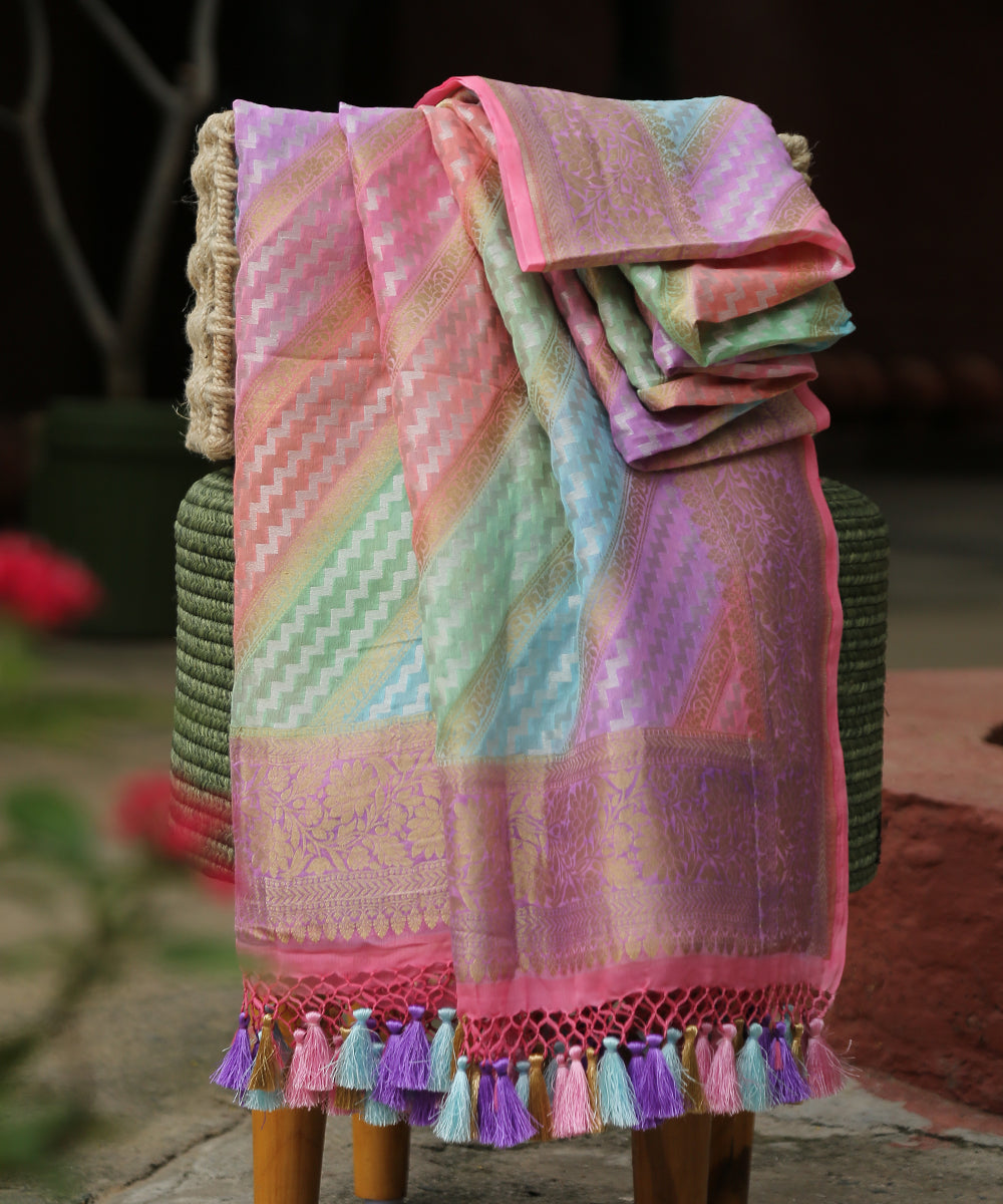 Handloom_Pink_And_Purple_Pure_Georgette_Banarasi_Rangkat_Dupatta_WeaverStory_01