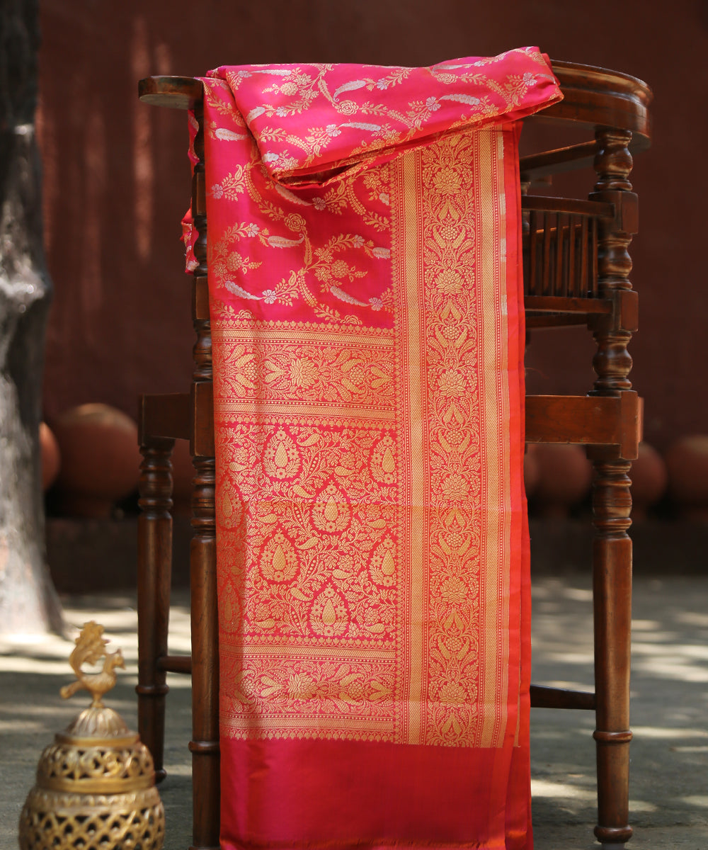 Hot_Pink_Double_Shade_Handloom_Pure_Katan_Silk_Banarasi_Dupatta_With_All_Over_Sona_Rupa_Jaal_WeaverStory_01