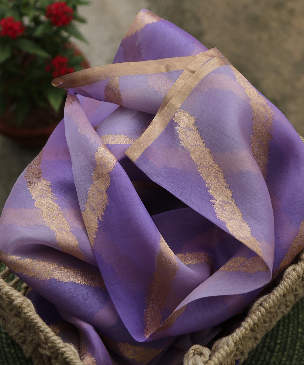Lavender_Handloom_Rangkaat_Pure_Organza_Dupatta_With_All_Over_Jaal_WeaverStory_01