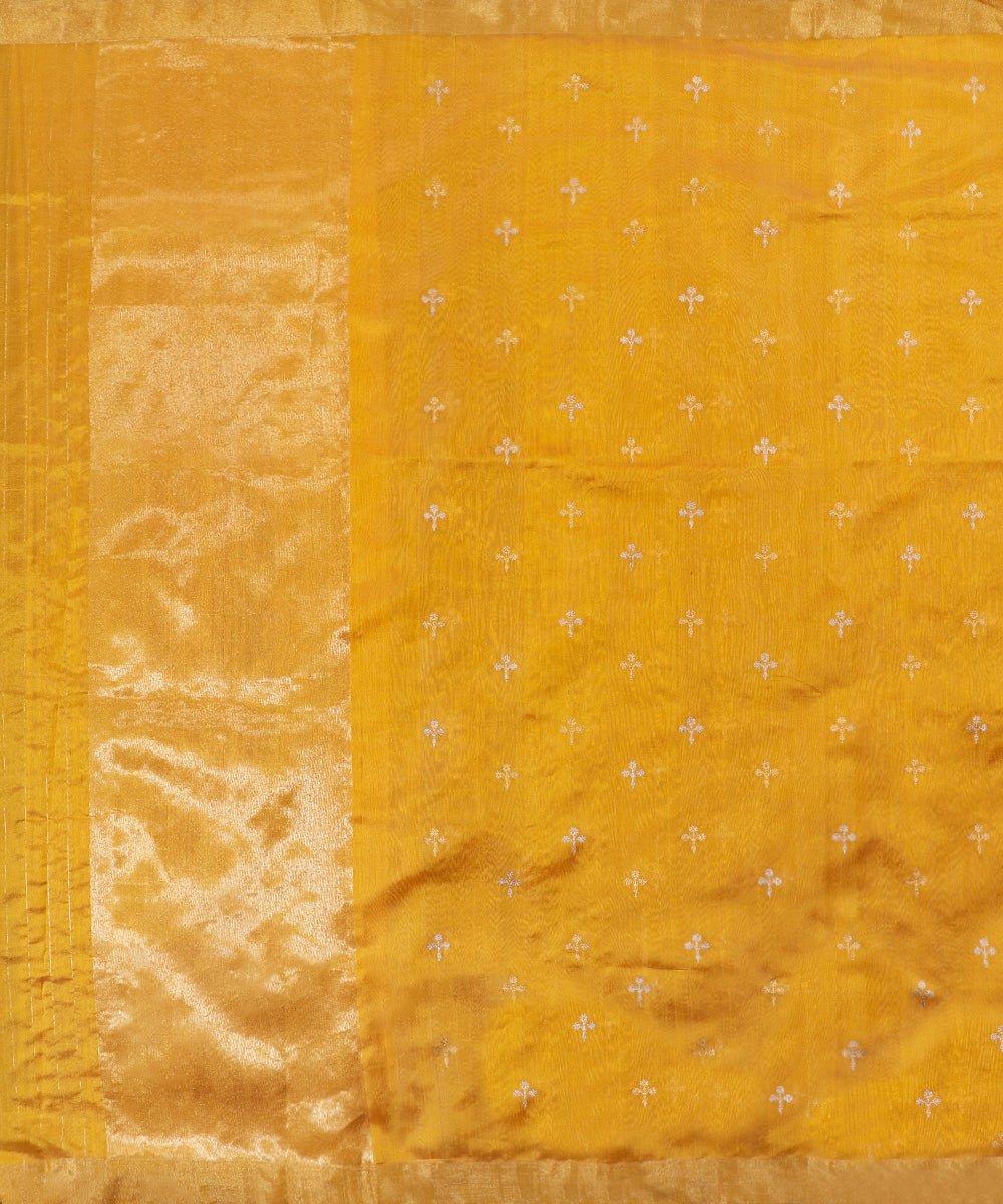 Handloom_Mustard_Pure_Chanderi_Silk_Dupatta_With_All_Over_Sona_Rupa_Booti_And_Tissue_Border_WeaverStory_02