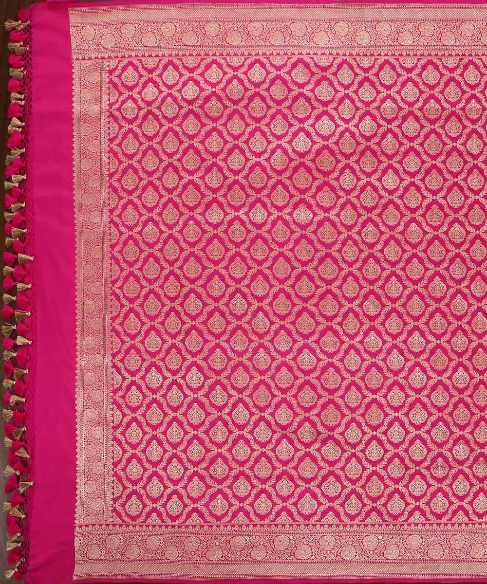 Handloom_Hot_Pink_Pure_Katan_Silk_Banarasi_Dupatta_With_Gold_Zari_WeaverStory_02