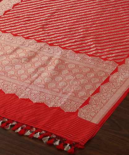 Red_Handloom_Pure_Katan_Silk_Banarasi_Dupatta_With_Aada_Jaal_WeaverStory_03