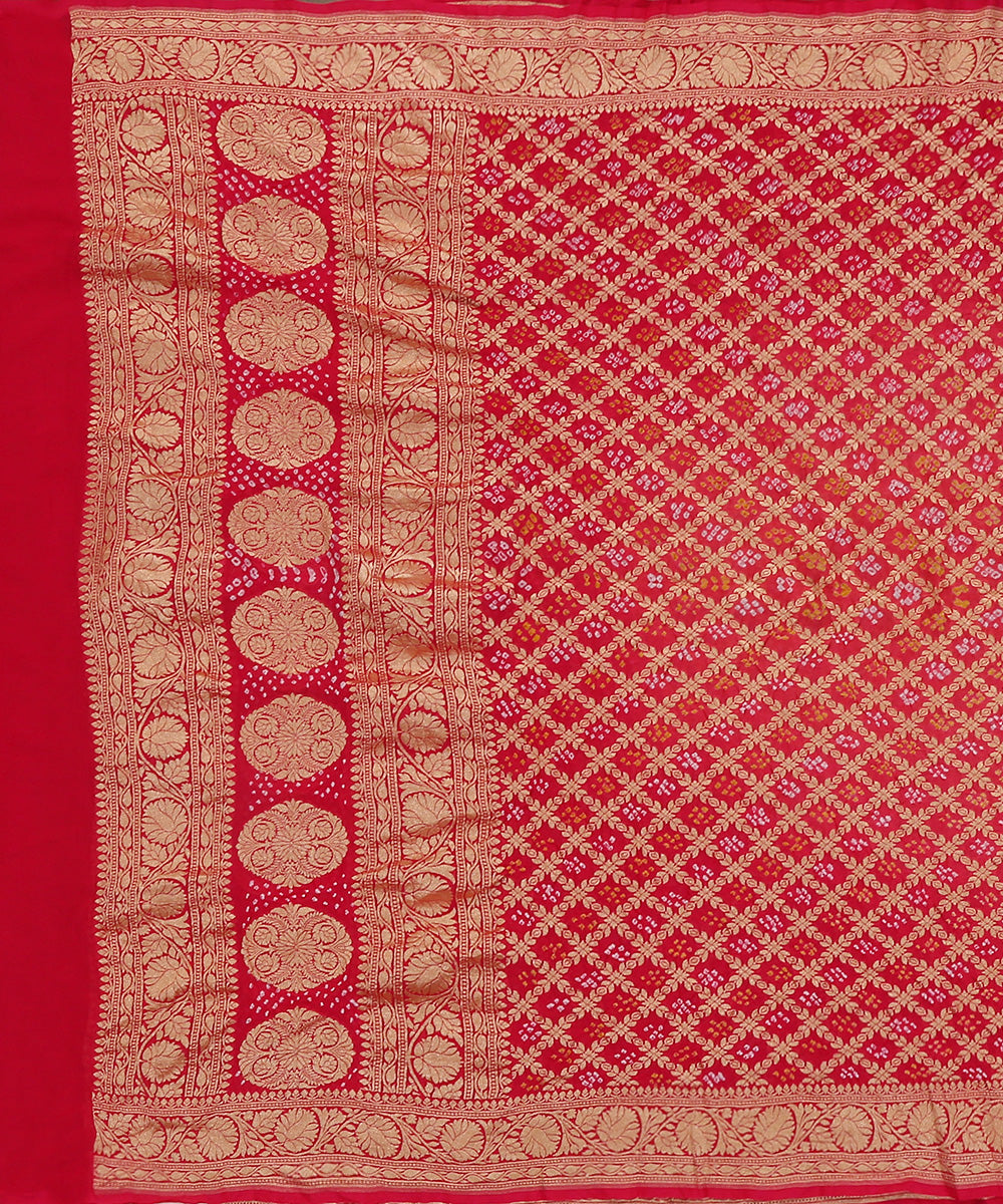 Handloom_Coral_Peach_And_Pink_Ombre_Dyed_Pure_Georgette_Banarasi_Bandhej_Dupatta_WeaverStory_02