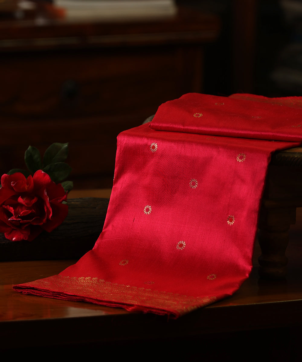 Handloom_Purple_Pure_Katan_Silk_Banarasi_Dupatta_With_Boota_And_Kadhwa_Border_WeaverStory_01