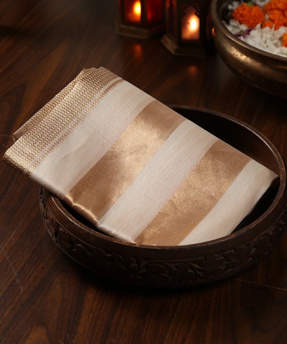 White_And_Gold_Handloom_Pure_Kora_Tissue_Dyeable_Chanderi_Dupatta_WeaverStory_01