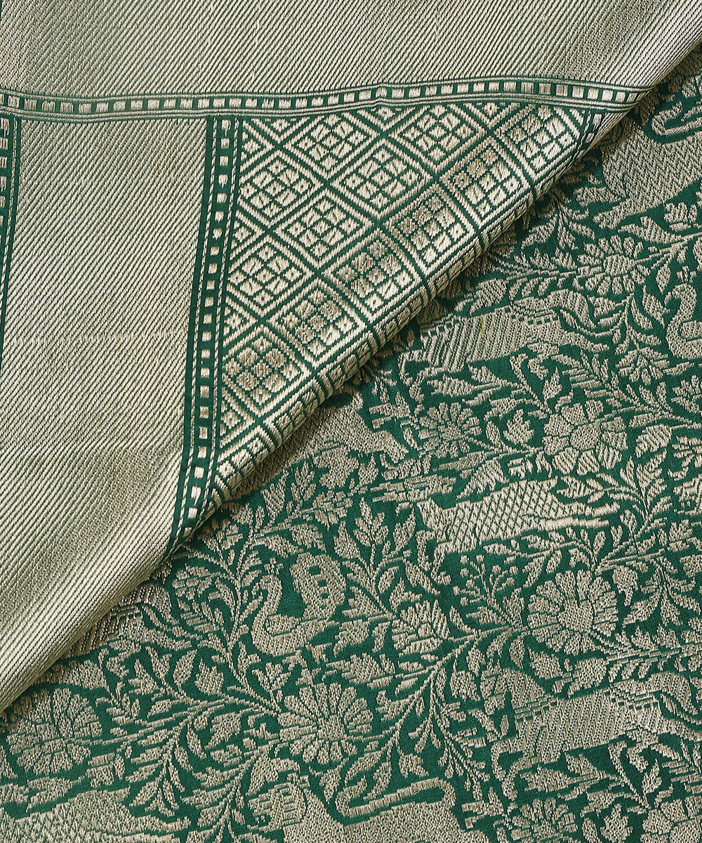 Green_Handloom_Pure_Katan_Silk_Shikargah_Banarasi_Dupatta_With_Kimkhab_Weave_WeaverStory_04