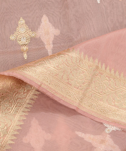 Handloom_Light_Pink_Pure_Kora_Silk_Banarasi_Dupatta_With_Boota_WeaverStory_04