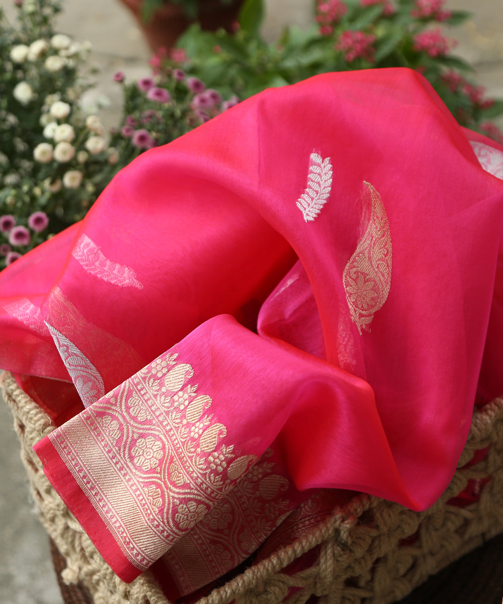 Hot_Pink_Handloom_Pure_Kora_Silk_Banarasi_Dupatta_With_Zari_Booti_WeaverStory_01