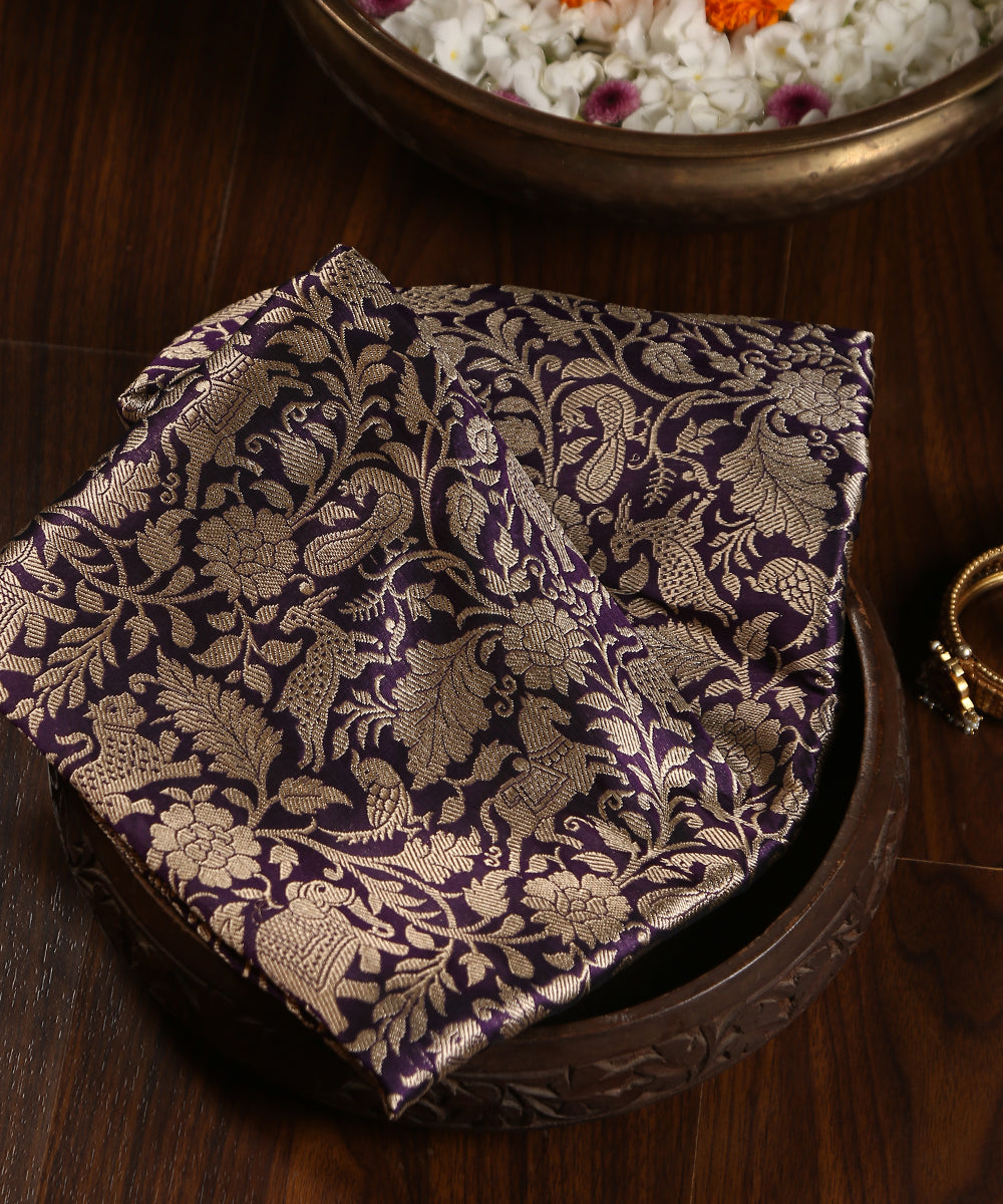 Handloom_Purple_Pure_Katan_Silk_Brocade_Shikargah_Banarasi_Dupatta_WeaverStory_01
