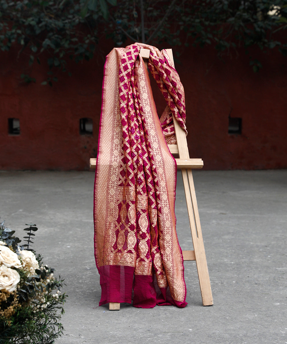 Handloom_Magenta_Banarasi_Bandhej_Pure_Georgette_Dupatta_With_Cutwork_Weave_WeaverStory_01
