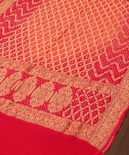 Coral_Peach_And_Pink_Ombre_Dyed_Handloom_Pure_Georgette_Banarasi_Bandhej_Dupatta_WeaverStory_03