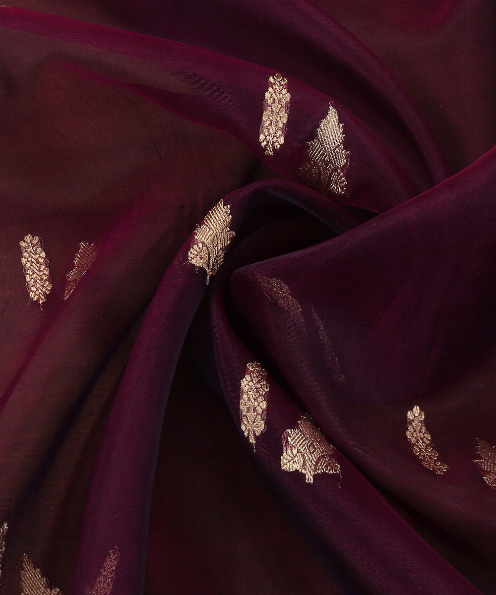 Handloom_Purple_Pure_Kora_Silk_Banarasi_Dupatta_With_Kadhwa_Sona_Rupa_Boota_WeaverStory_05