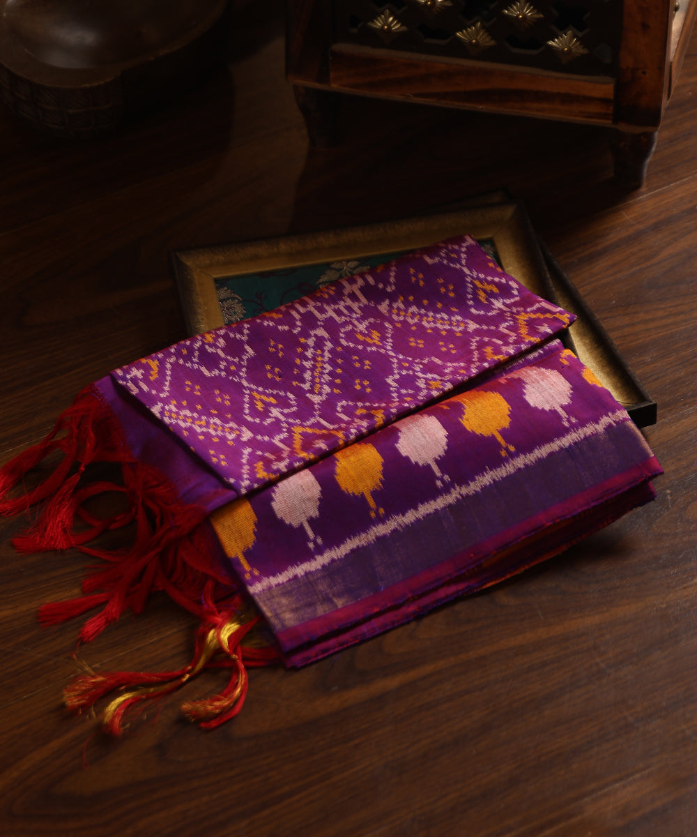 Purple_Handloom_Pure_Mulberry_Silk_Ikat_Patola_Dupatta_With_Paisley_Border_WeaverStory_01