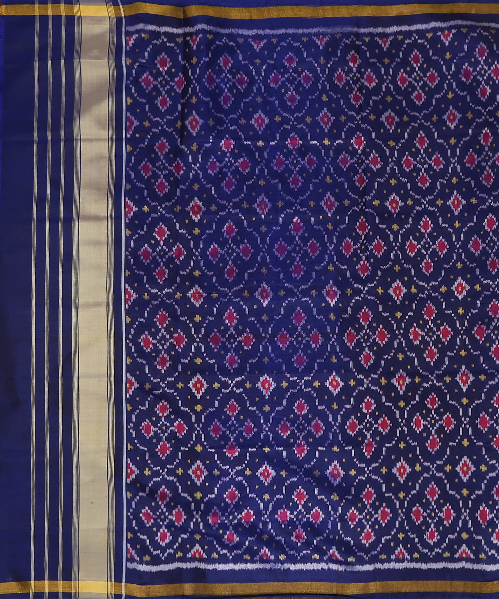 Handloom_Purple_Pure_Mulberry_Silk_Ikat_Patola_Dupatta_With_Geometrical_Pattern_WeaverStory_02