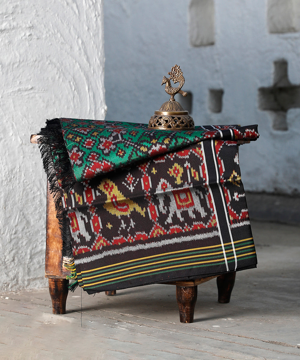 Green_And_Black_Handloom_8_Ply_Pure_Mulberry_Silk_Ikat_Patola_Dupatta_With_Geometrical_Pattern_WeaverStory_01