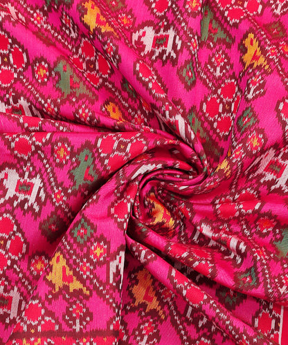 Pink_And_Red_Handloom_8_Ply_Pure_Mulberry_Silk_Ikat_Patola_Dupatta_With_Elephant_Motifs_WeaverStory_05