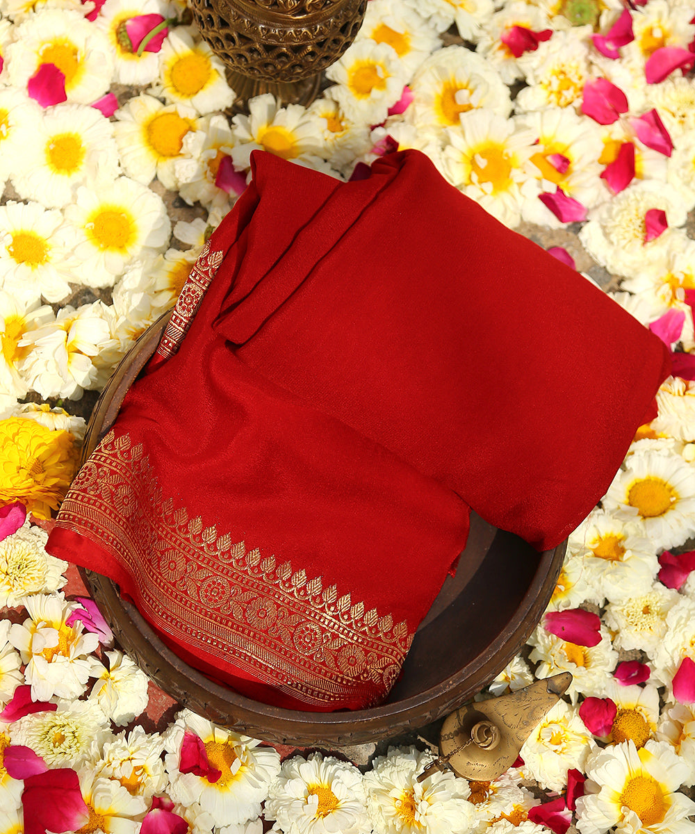 Red_Handloom_Georgette_Banarasi_Dupatta_with_floral_Zari_Border_WeaverStory_01