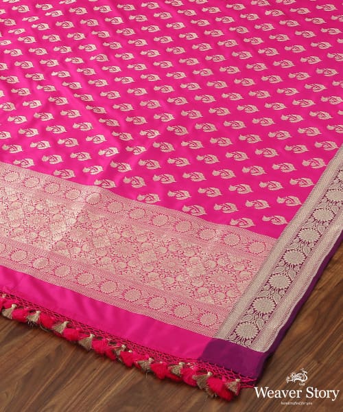 Rani_Pink_Handloom_Pure_Katan_Silk_Banarasi_Dupatta_with_Cutwork_Booti_WeaverStory_03