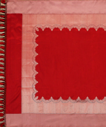 Red_Handloom_Pure_Katan_Silk_Kadhwa_Banarasi_Dupatta_With_Light_Pink_Silk_Border_WeaverStory_02