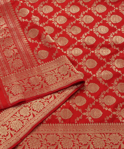 Red_Handloom_Pure_Katan_Silk_Banarasi_Dupatta_with_Floral_Jaal_WeaverStory_04