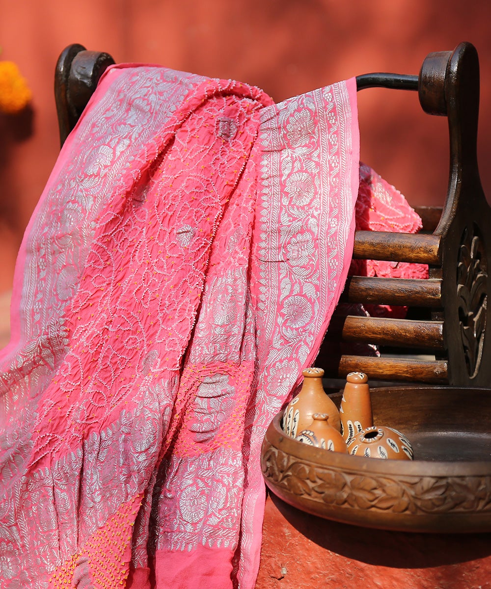 Handloom_Pink_Georgette_Kadhwa_Banarasi_Bandhej_Dupatta_with_Silver_Zari_Design_WeaverStory_01
