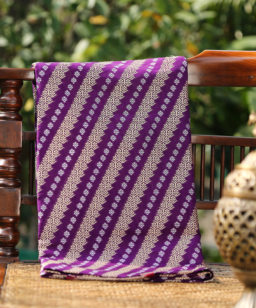Handloom_Purple_Katan_Georgette_Banarasi_Dupatta_with_Aada_Jaal_WeaverStory_01