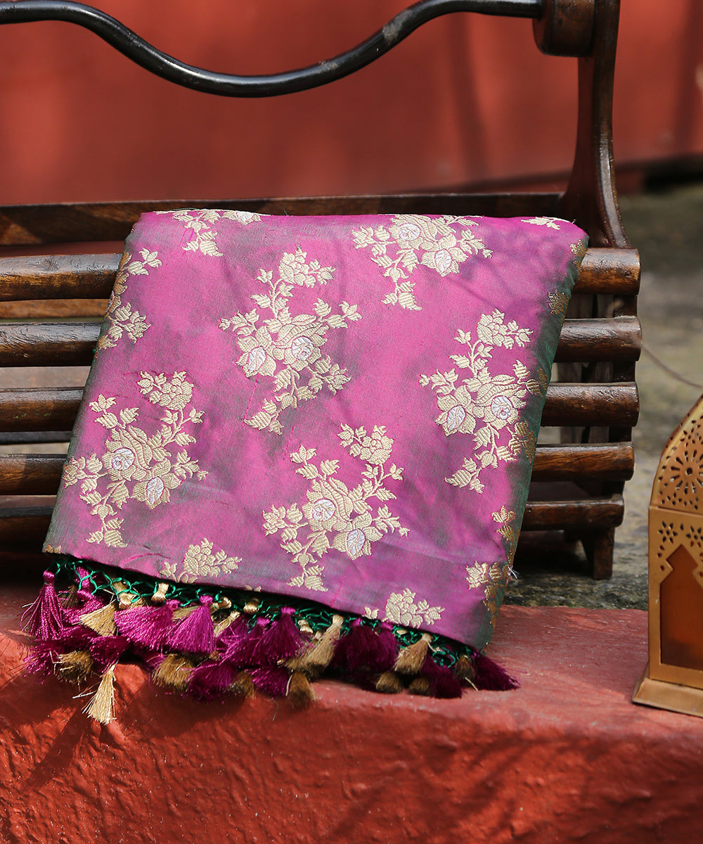 Handloom_Purple_And_Green_Dual_Tone_Katan_Silk_Kadhwa_Dupatta_With_Floral_Bunches_WeaverStory_01