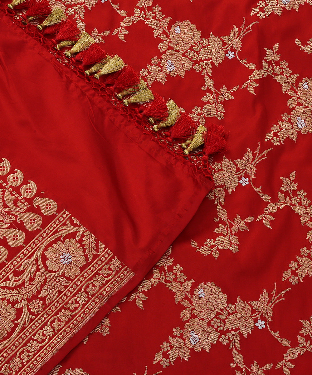 Handloom_Red_Kadhwa_Jangla_Pure_Katan_Silk_Banarasi_Dupatta_WeaverStory_04