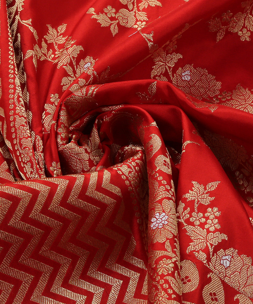 Handloom_Red_Kadhwa_Jangla_Pure_Katan_Silk_Banarasi_Dupatta_WeaverStory_05