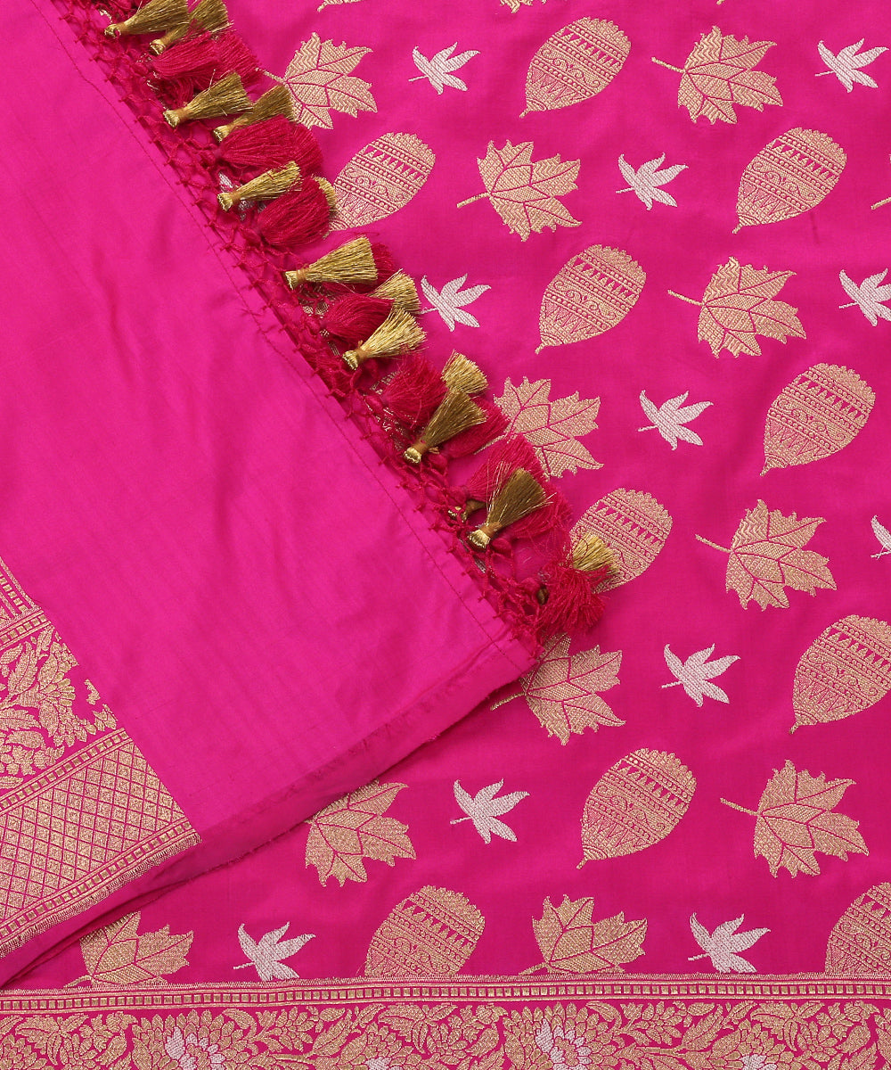 Handloom_Pink_Pure_Katan_Silk_Banarasi_Dupatta_Kadhwa_Leaf_Booti_WeaverStory_04