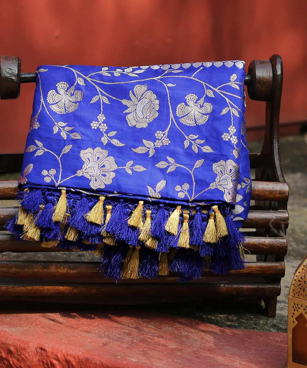 Royal_Blue_Handloom_Pure_Katan_Silk_Banarasi_Dupatta_Kadhwa_Jangla_WeaverStory_01