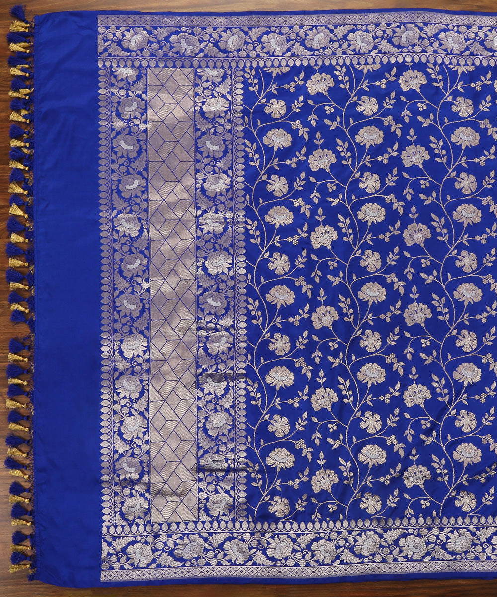 Royal_Blue_Handloom_Pure_Katan_Silk_Banarasi_Dupatta_Kadhwa_Jangla_WeaverStory_02