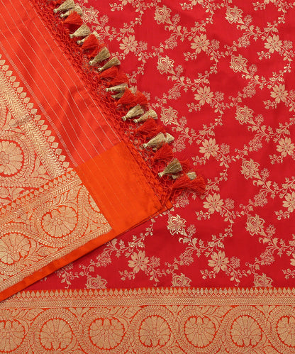 Handloom_Red_Pure_Katan_Silk_Banarasi_Dupatta_with_Zari_Border_WeaverStory_04