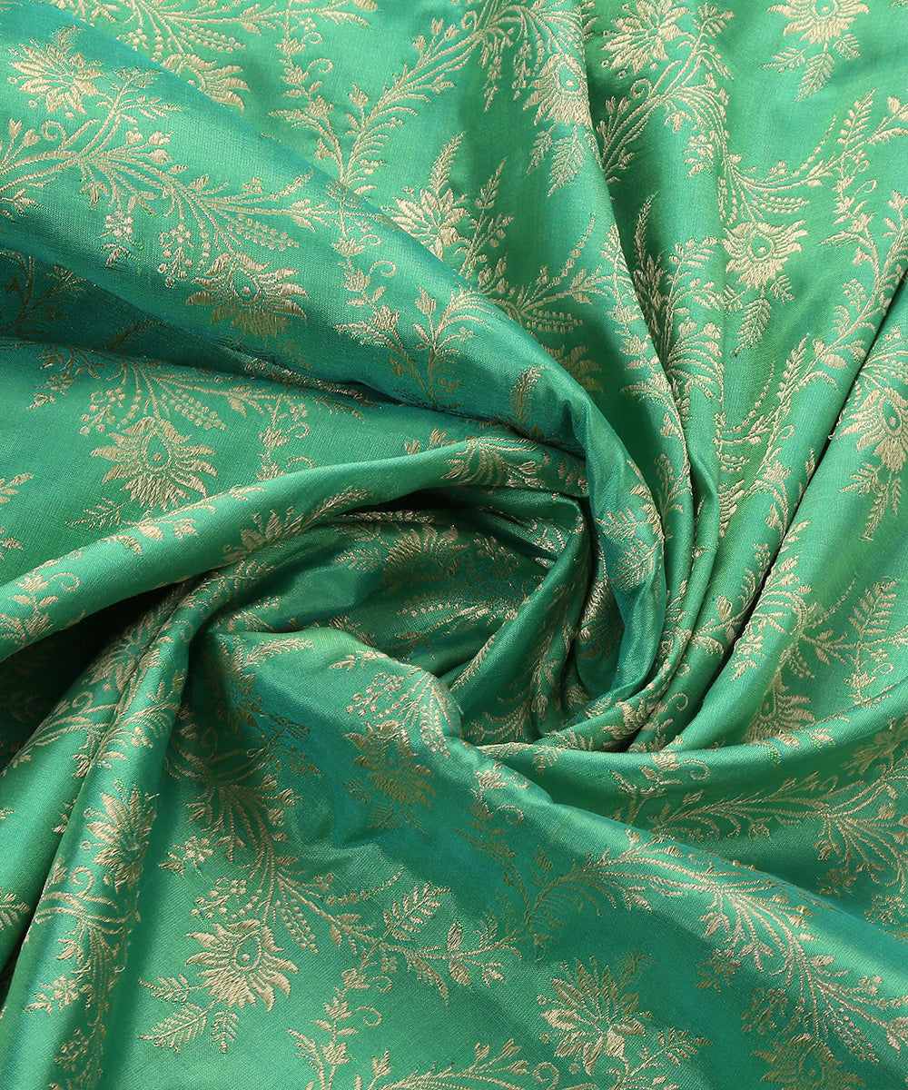 Green_Handloom_Pure_Katan_Silk_Banarasi_Dupatta_with_Floral_Jaal_WeaverStory_05