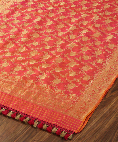 Handloom_Pink_and_Orange_Dual_Tone_Pure_Katan_Silk_Banarasi_Dupatta_WeaverStory_03