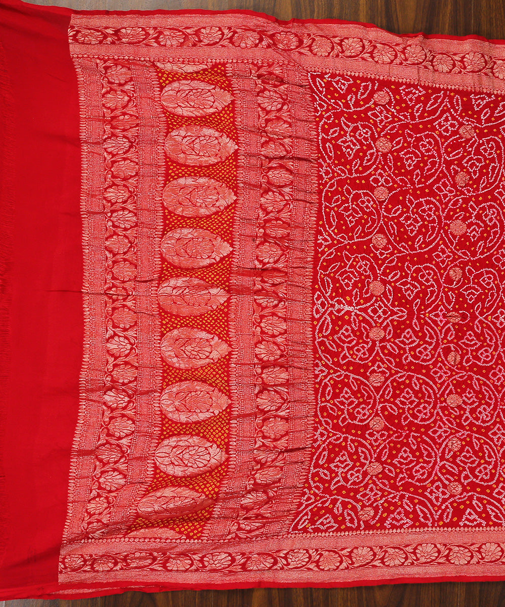 Red_Handloom_Kadhwa_Boota_Banarasi_Bandhej_Georgette_Dupatta_WeaverStory_02