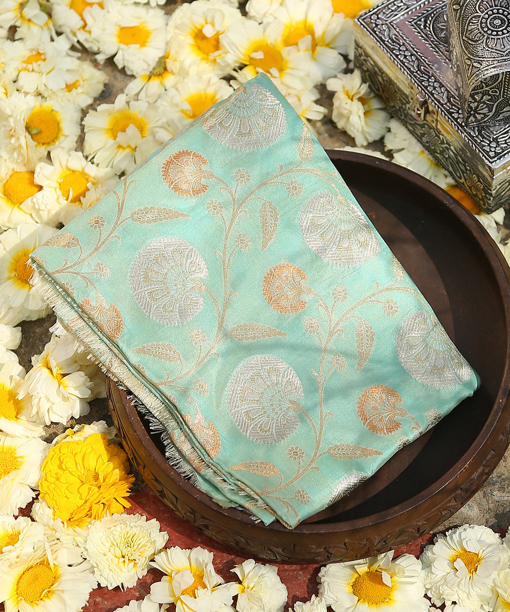 Powder_Blue_Handloom_Pure_Katan_Silk_Banarasi_Dupatta_With_Three_Tone_Zari_WeaverStory_01