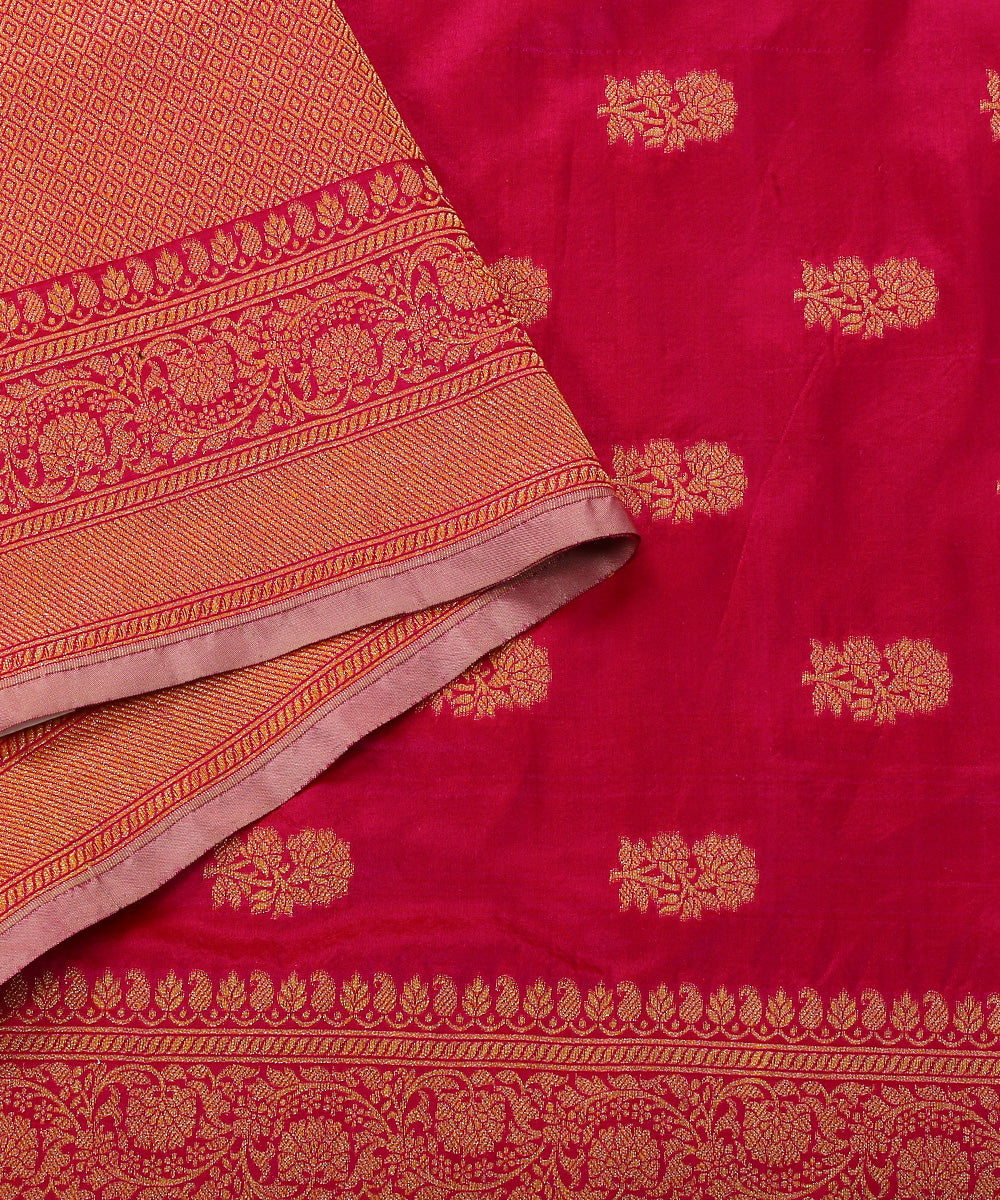 Pink_Handloom_Pure_Katan_Silk_Banarasi_Dupatta_With_Floral_Booti_WeaverStory_04