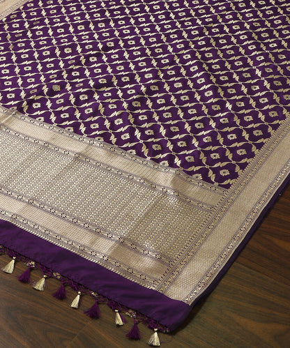 Purple_Handloom_Pure_Katan_Silk_Banarasi_Dupatta_with_Cutwork_Jaal_WeaverStory_03