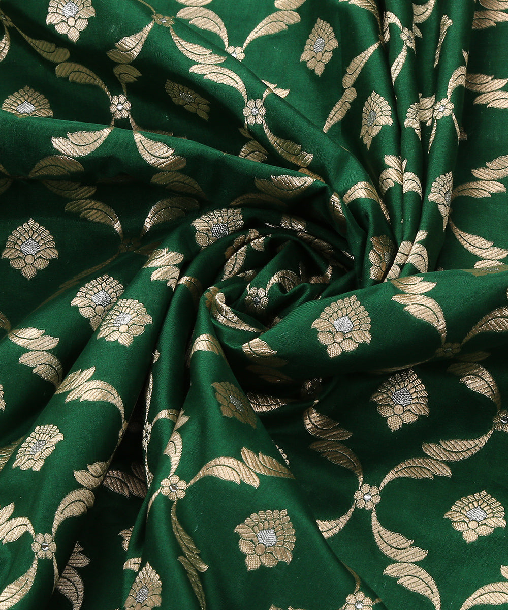 Handloom_Green_Pure_Katan_Silk_Banarasi_Dupatta_With_Jangla_Design_WeaverStory_05