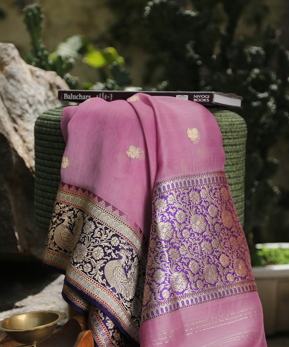 Handloom_Pink_Pure_Organza_Banarasi_Dupatta_With_Kadhwa_Booti_And_Purple_Shikargah_Border_WeaverStory_01