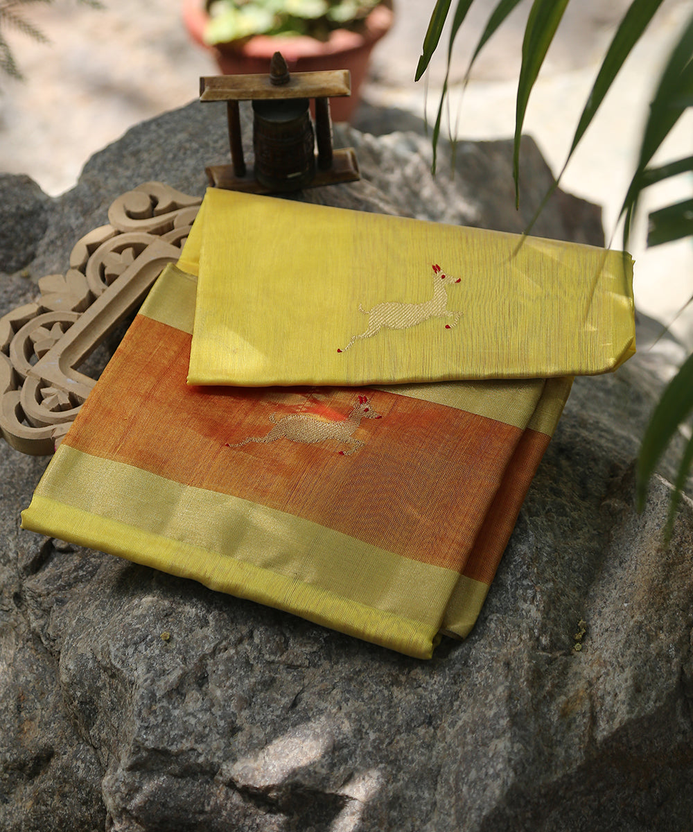 Green_Dual_Tone_Handloom_Silk_Chanderi_Dupatta_With_Intricate_Deer_Motifs_WeaverStory_01