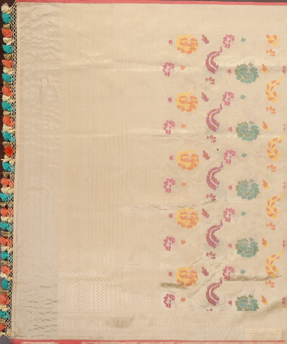 Handloom_Beige_Pure_Katan_Silk_Kimkhab_Banarasi_Dupatta_WeaverStory_02